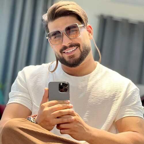 دانلود آهنگ عشقم ناز داره با صدای ریوان