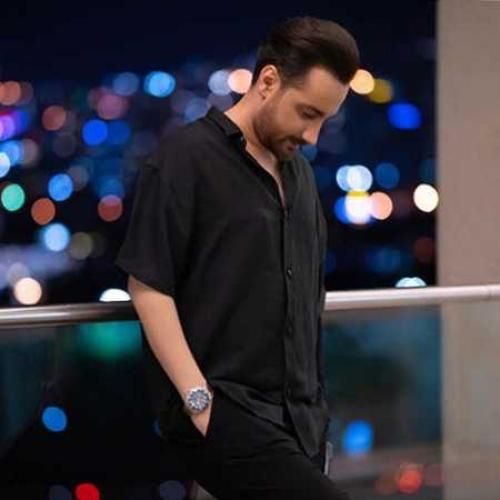 دانلود آهنگ ﻣﻨﻮ ﮔﺮﻳﻪ و ﻗﻠﺐ ﻛﻠﺎﻓﻪ ﺗﻮی ﭘﺎﺗﻮﻗﻤﻮن ﺗﻪ ﻛﺎﻓﻪ با صدای سامان جلیلی
